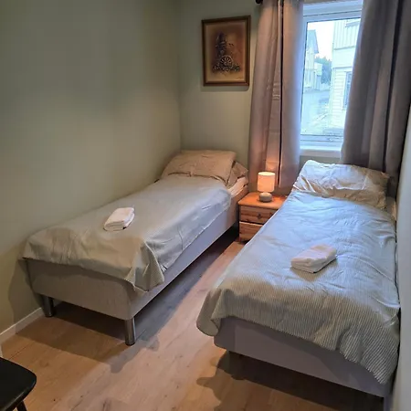 Flott Moderne Meget Sentralt I Vakre Sorbyen I For Inntil 4 Pers Apartment