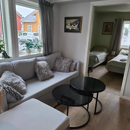 Flott Moderne Meget Sentralt I Vakre Sorbyen I For Inntil 4 Pers Bronnoysund